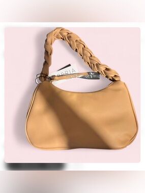 Braided Strap Shoulder Bag in Camel